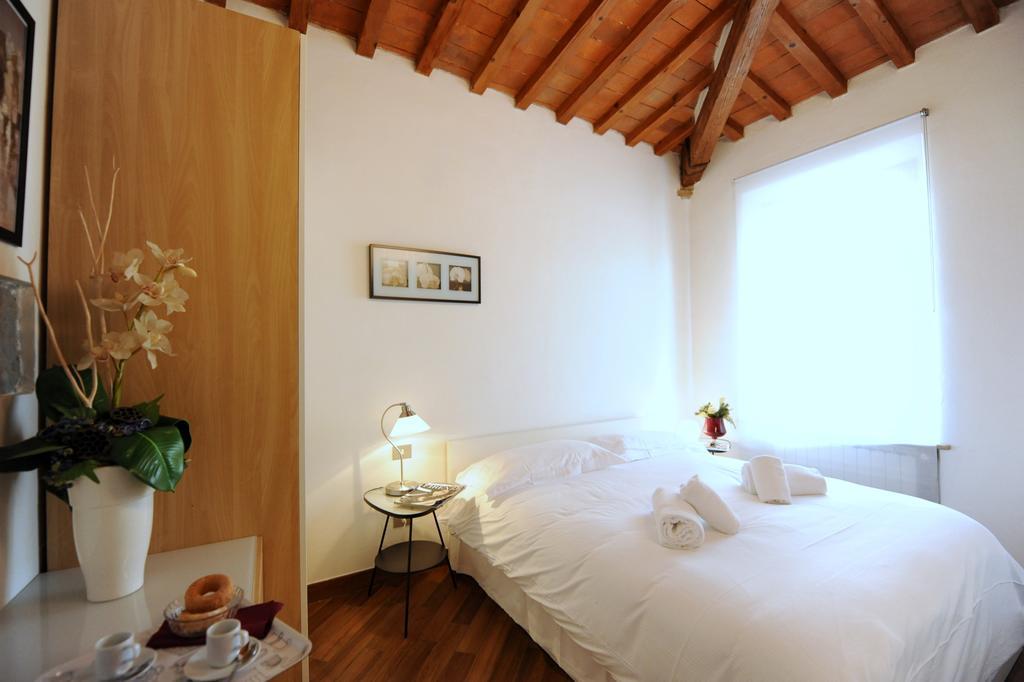 Acacia Apartments Salvia-Rosmarino Florença Exterior foto